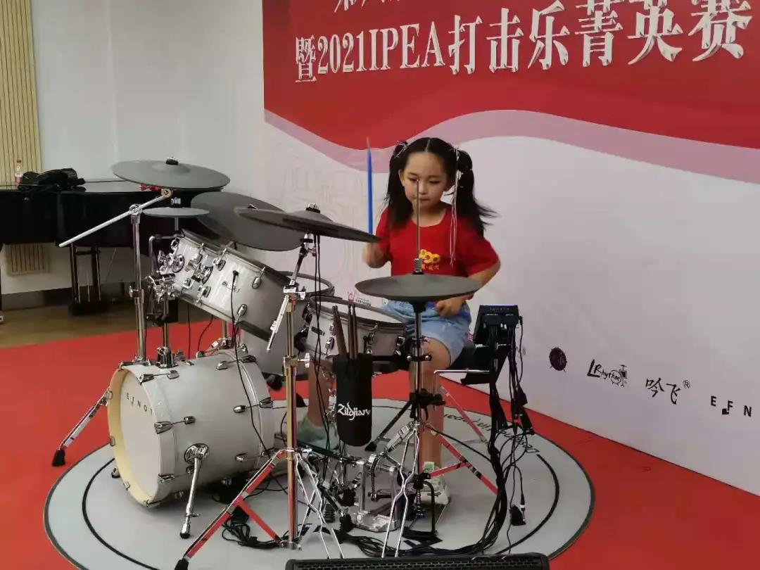 106162789455132.jpg 2.jpg