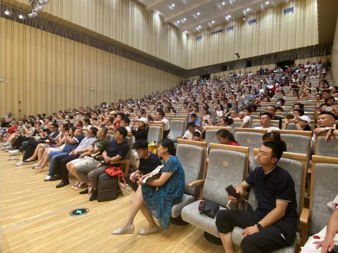 4881627894902927.jpg 4.jpg